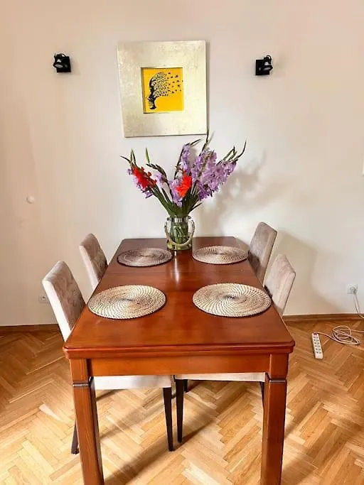 100 Metrowy Apartament Kolo Opery Lesnej Sopot